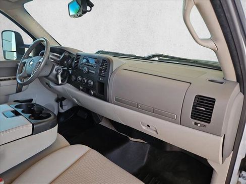 Used 2013 Chevrolet Silverado 2500 LT w/ Suspension Package, Off-Road image 20