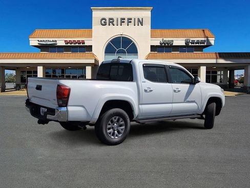 Used 2019 Toyota Tacoma SR5 image 4