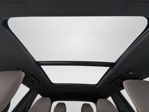 Certified 2026 Volvo XC90 B6 Plus AWD/4WD image 21