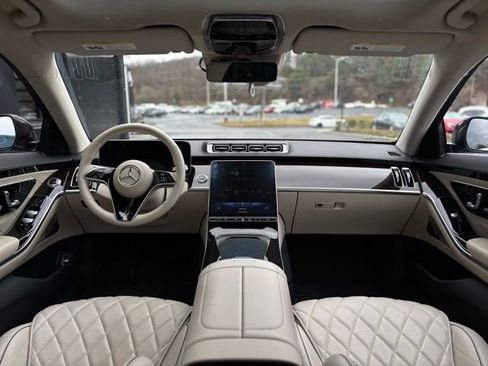 Used 2022 Mercedes-Benz S 580 4MATIC Sedan image 24