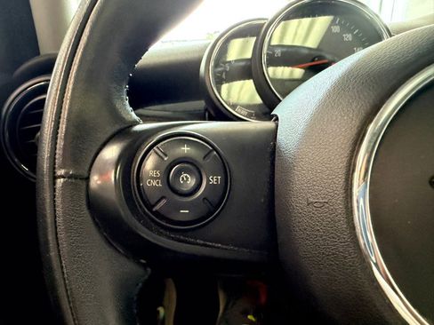 Used 2019 MINI Cooper 4-Door Hardtop FWD image 48