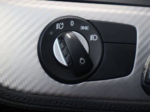Used 2011 BMW Z4 sDrive35i RWD image 16