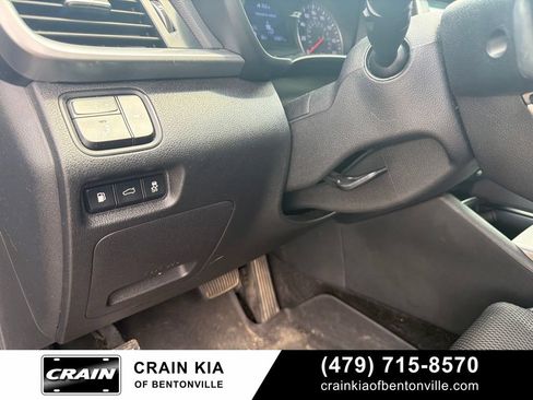 Used 2020 Kia Optima S FWD image 13