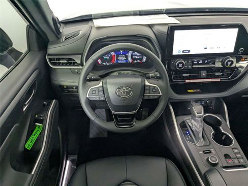 New 2026 Toyota Highlander XSE AWD/4WD image 28