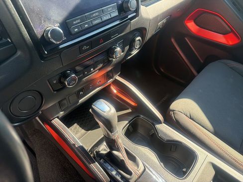 Used 2024 Nissan Frontier Pro-X w/ Technology Package image 11