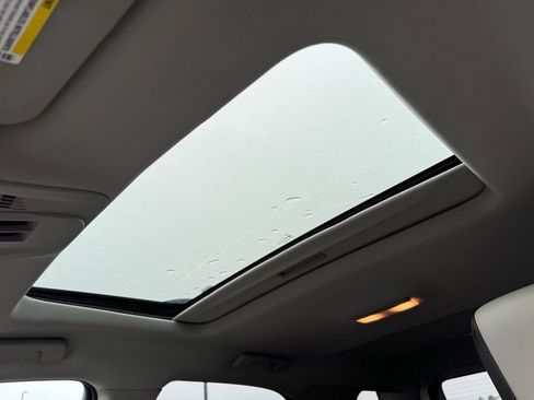 Used 2012 Chevrolet Equinox LT image 6