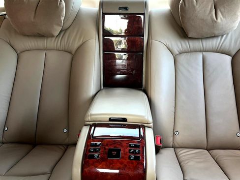 Used 2004 Maybach 57 image 14