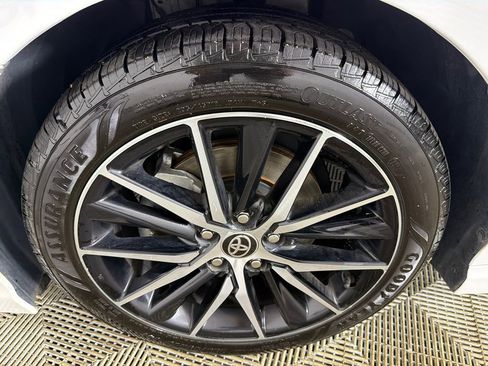 Used 2022 Toyota Camry SE w/ Audio Upgrade Package image 12