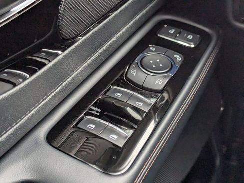 New 2026 Lincoln Aviator 2WD w/ Jet Appearance Package image 24