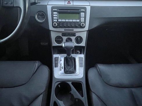 Used 2009 Volkswagen Passat Komfort image 31