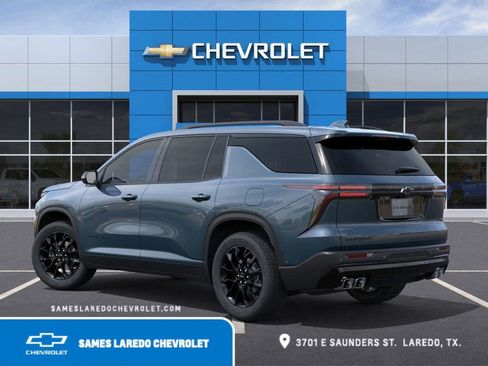 New 2026 Chevrolet Traverse LT w/ Midnight/Sport Edition FWD image 3