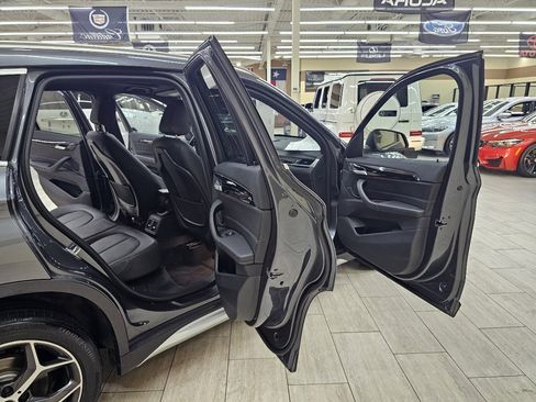 Used 2018 BMW X1 xDrive28i image 16