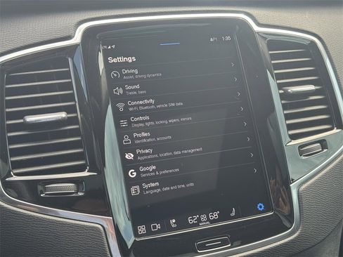 Used 2023 Volvo XC90 T8 Plus w/ Protection Package Premier image 20