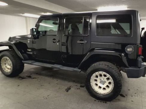 Used 2014 Jeep Wrangler Unlimited Sahara w/ Dual Top Group image 6