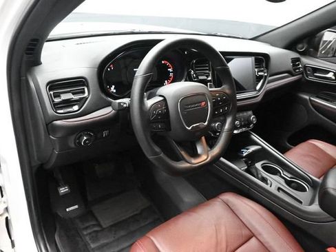 Used 2023 Dodge Durango GT AWD/4WD image 9