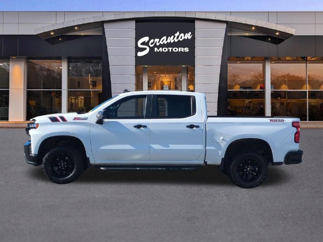 Used 2022 Chevrolet Silverado 1500 LT Trail Boss w/ Bed Protection Package AWD/4WD image 2