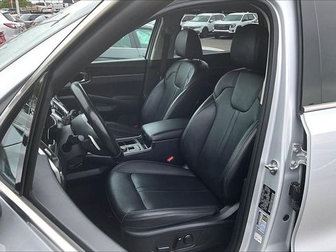 Used 2024 Kia Sorento EX AWD/4WD image 19