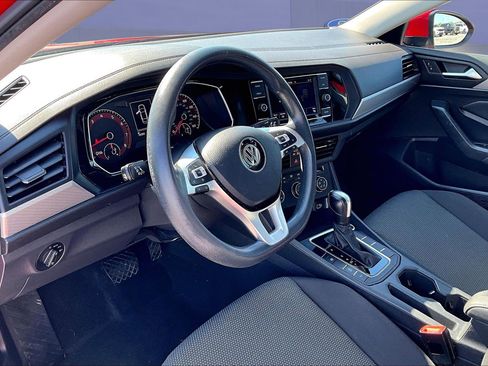 Used 2019 Volkswagen Jetta image 17