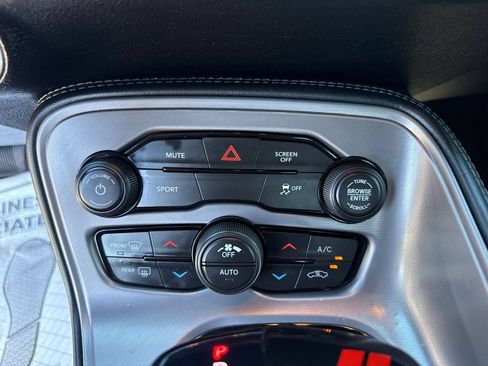 Used 2023 Dodge Challenger SXT AWD/4WD image 21
