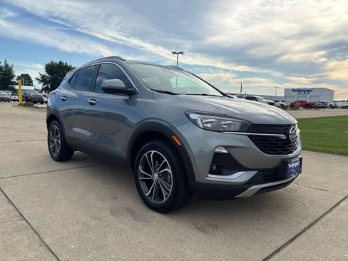 Used 2023 Buick Encore GX Select w/ Safety Package II AWD/4WD image 2