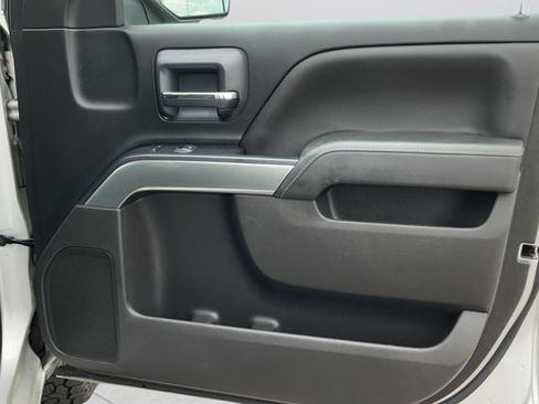 Used 2018 Chevrolet Silverado 1500 LT w/ LT Fleet Convenience Package AWD/4WD image 22