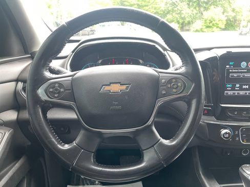 Used 2018 Chevrolet Traverse LT w/ LPO, Cargo Package AWD/4WD image 17