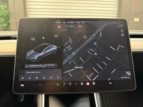 Used 2020 Tesla Model 3 Standard Range image 15