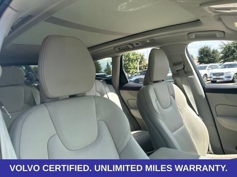 Certified 2026 Volvo XC60 B5 Ultra AWD/4WD image 11