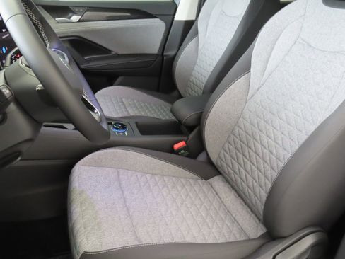 New 2025 Volkswagen Tiguan S image 12