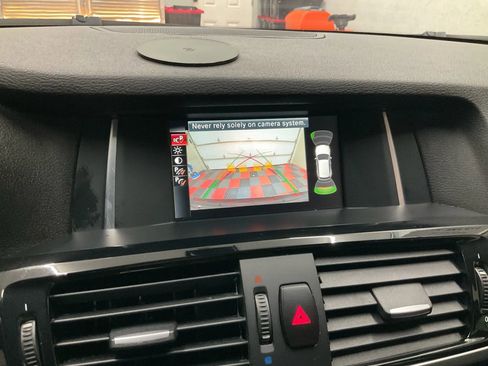 Used 2017 BMW X3 xDrive28i AWD/4WD image 12