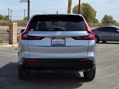 Used 2025 Honda CR-V LX image 5