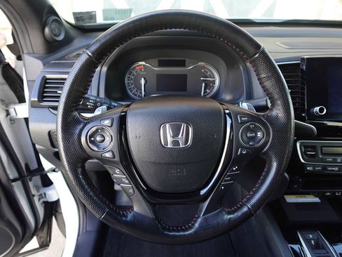 Certified 2023 Honda Ridgeline Black Edition image 16