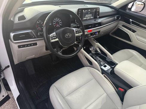 Used 2020 Kia Telluride S w/ S 8 Passenger Seating Package image 9