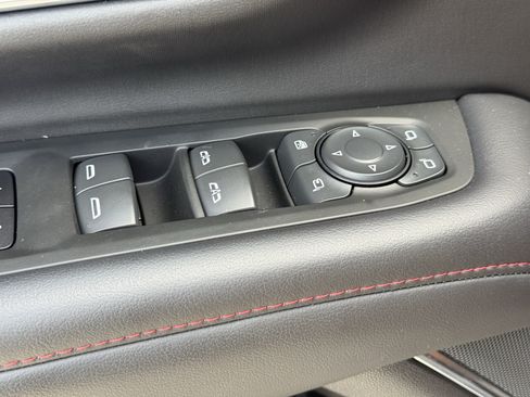 Used 2022 Chevrolet Tahoe RST w/ Luxury Package RWD image 25