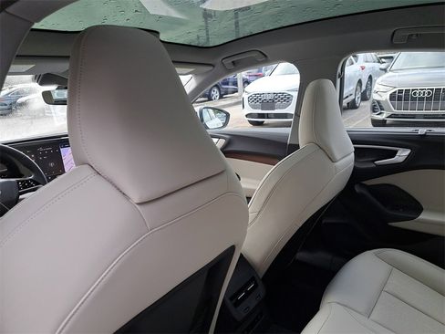 New 2025 Audi A5 2.0T Prestige image 26