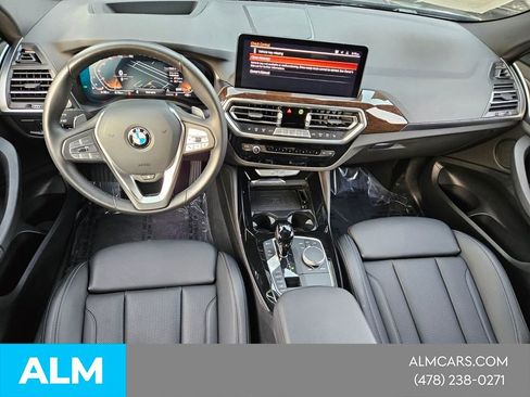 Used 2025 BMW X4 xDrive30i AWD/4WD image 16