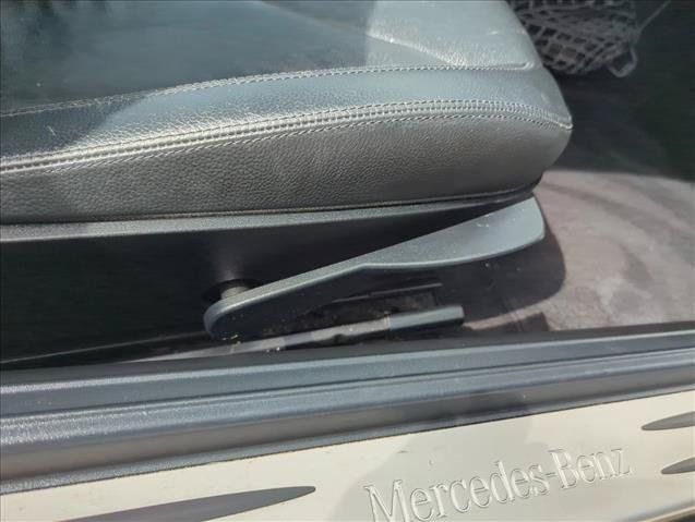 Used 2005 Mercedes-Benz SLK 350 image 30