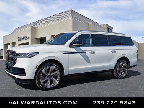 Used 2025 Lincoln Navigator L Black Label image 1