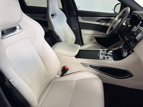 Certified 2026 Jaguar F-PACE R-Dynamic S AWD/4WD image 10