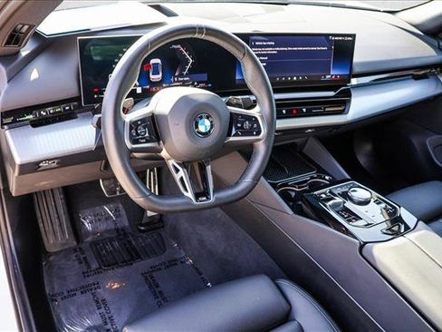 Used 2026 BMW 530i xDrive AWD/4WD image 10