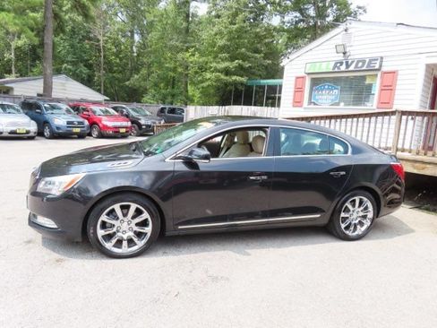 Used 2014 Buick LaCrosse Premium w/ Driver Confidence Package FWD image 8