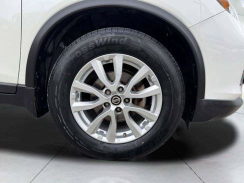 Used 2019 Nissan Rogue SV FWD image 65