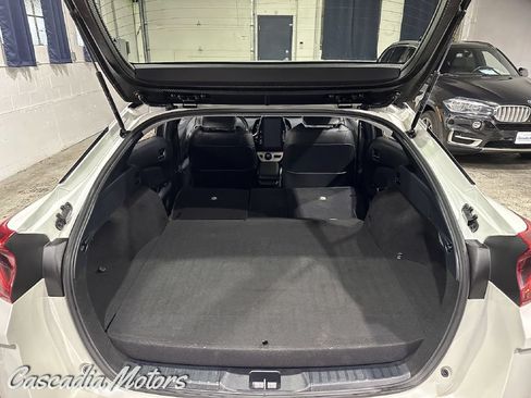 Used 2017 Toyota Prius Prime Premium FWD image 10