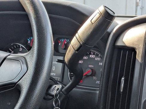 Used 2016 Chevrolet Silverado 2500 W/T image 18