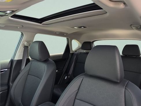 Certified 2026 Kia Seltos EX w/ EX Sunroof Package FWD image 30