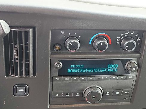 Used 2024 Chevrolet Express 2500 w/ Driver Convenience Package image 20