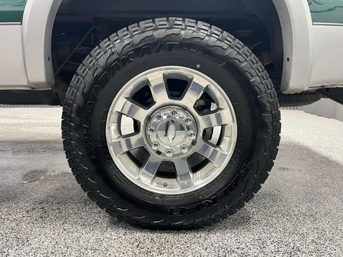 Used 2008 Ford F350 Lariat image 10