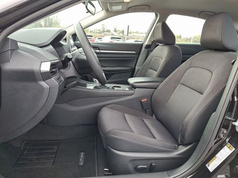 Used 2022 Nissan Altima 2.5 SV image 15