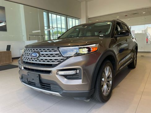 Used 2021 Ford Explorer Limited w/ Equipment Group 301A RWD image 24