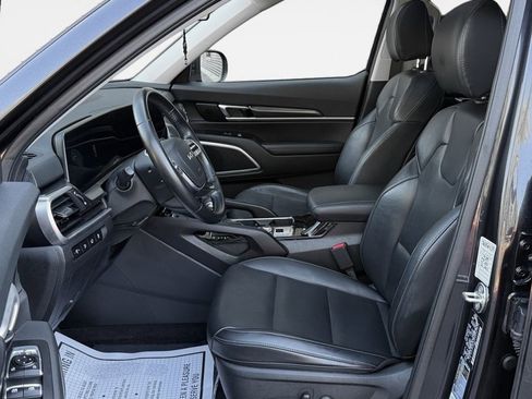 Used 2025 Kia Telluride S AWD/4WD image 12